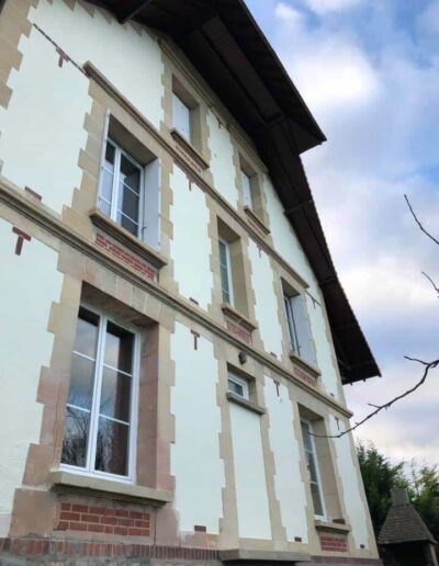 Ravalement d'une grande maison à Colombelles (près de Caen) - 2B Peinture