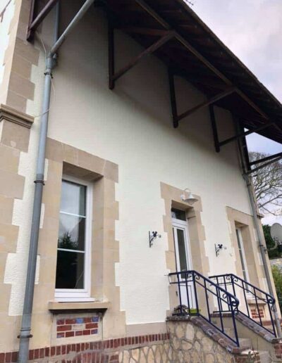 Ravalement d'une grande maison à Colombelles (près de Caen) - 2B Peinture
