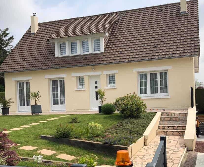 Ravalement taloché à Caen (Epron)