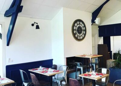 Décoration intérieure - peinture salle du restaurant du Golf de Caen - 2B Peinture