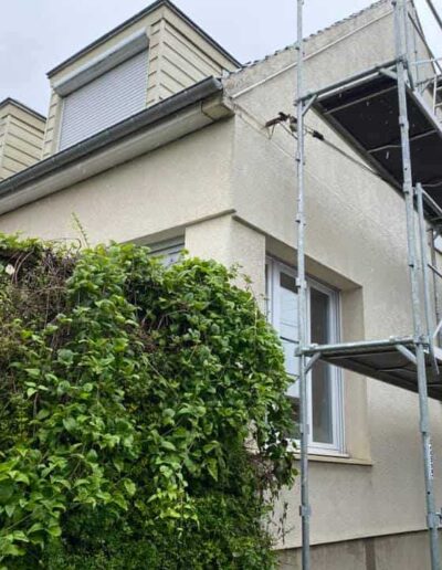 Ravalement et nettoyage de maison avec pierre de Caen - 2B Peinture