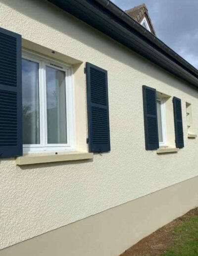 Super ravalement pour cette belle maison à Clinchamps-Sur-Orne (14) - 2B Peinture