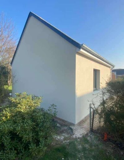 Ravalement façades maison neuve à Caen - 2B Peinture
