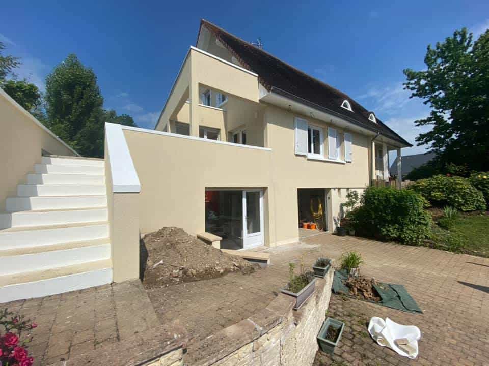 Ravalement d'une belle maison au sud-ouest de Caen