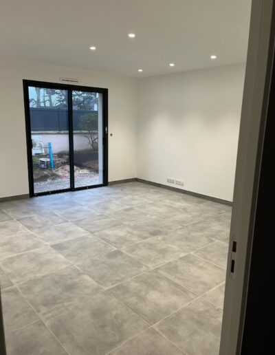 Enduits peintures et sols pour cette maison à Caen