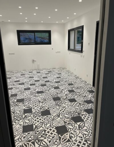 Enduits peintures et sols pour cette maison à Caen