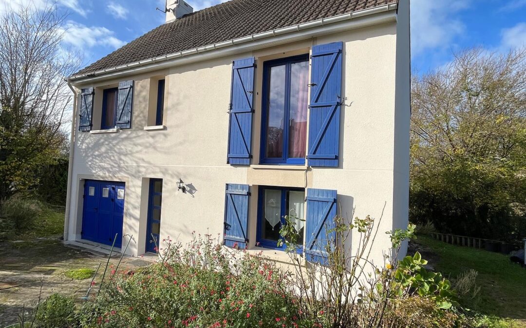 Ravalement taloché pour une maison à Douvres