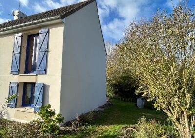 Ravalement taloché pour une maison à Douvres - 2b peinture