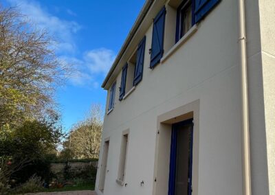 Ravalement taloché pour une maison à Douvres - 2b peinture